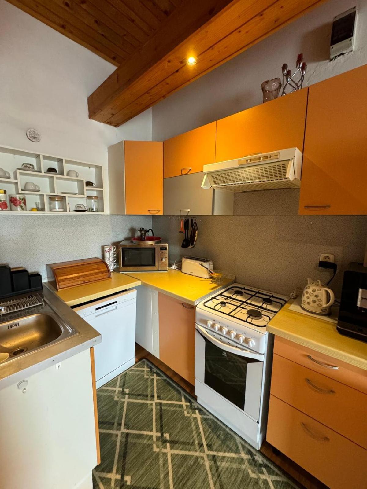 פופראד Apartman Ala מראה חיצוני תמונה