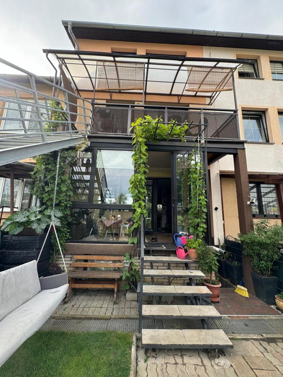 פופראד Apartman Ala מראה חיצוני תמונה