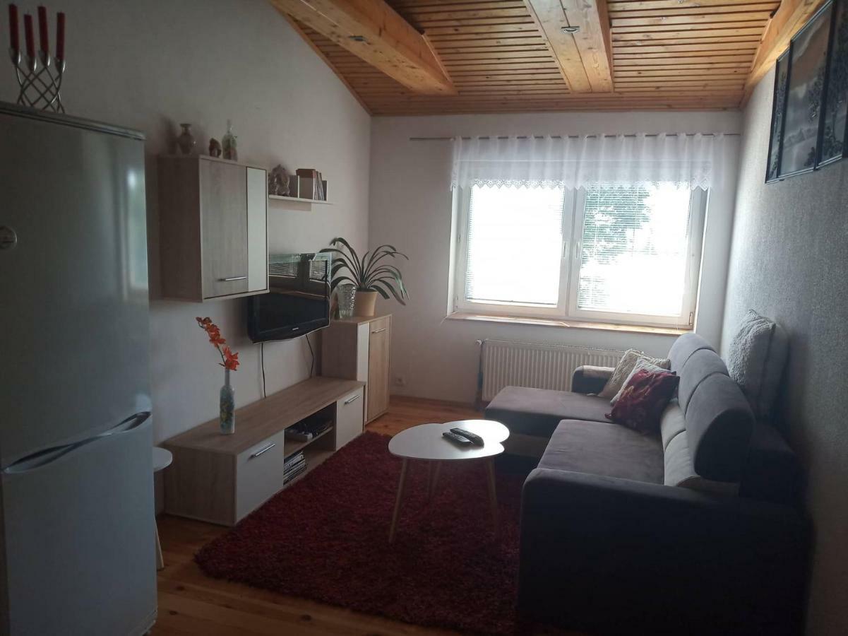 פופראד Apartman Ala מראה חיצוני תמונה
